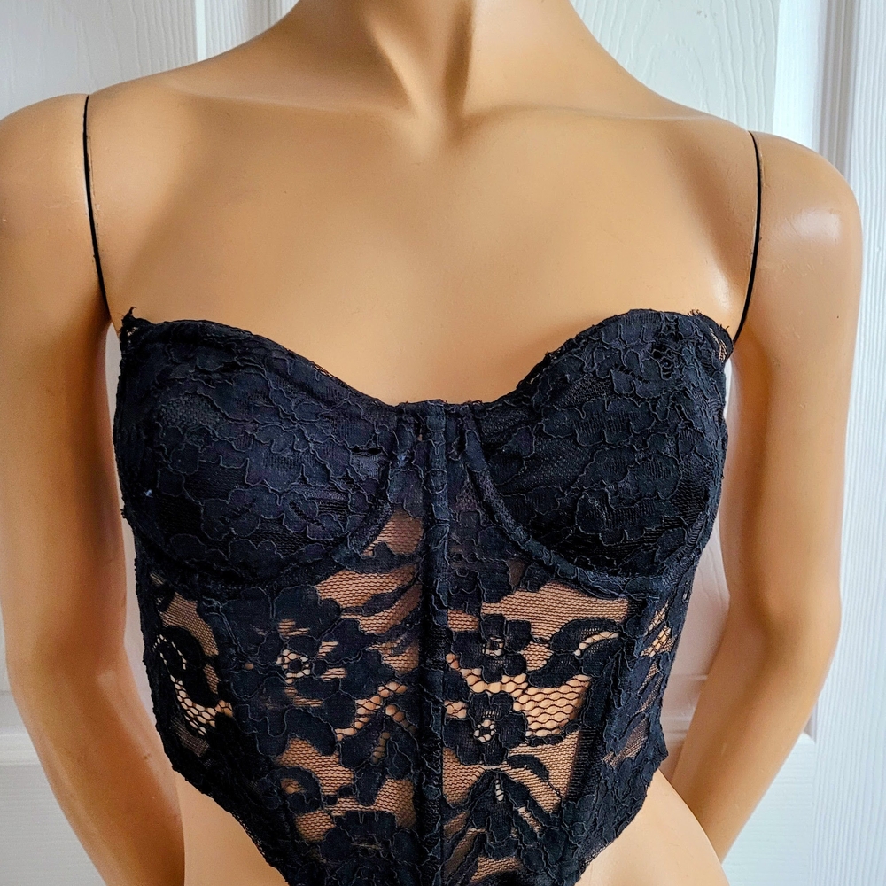 Kendall & Kylie Black Floral Lace Bustier